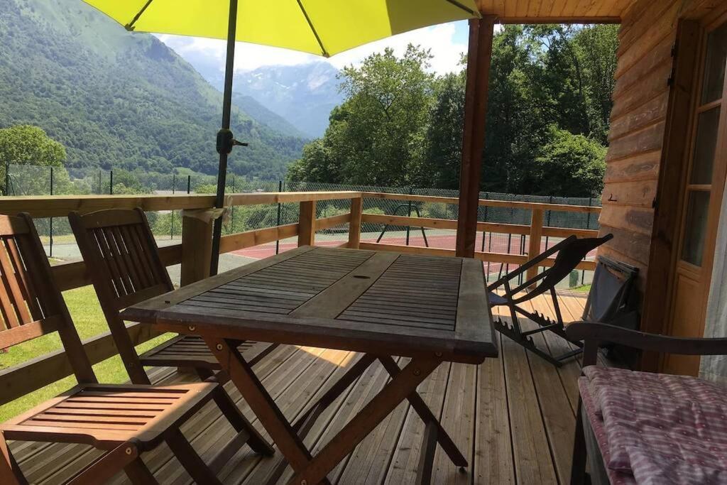 Chalet de l'Ours Brun, gîte 3 étoiles Gere-Belesten Exterior foto